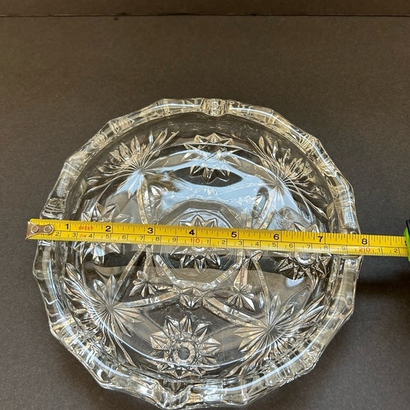 EAPC VINTAGE ANCHOR HOCKING  CUT GLASS STAR OF DAVID PATTERN ASHTRAY - Picture 4 of 5